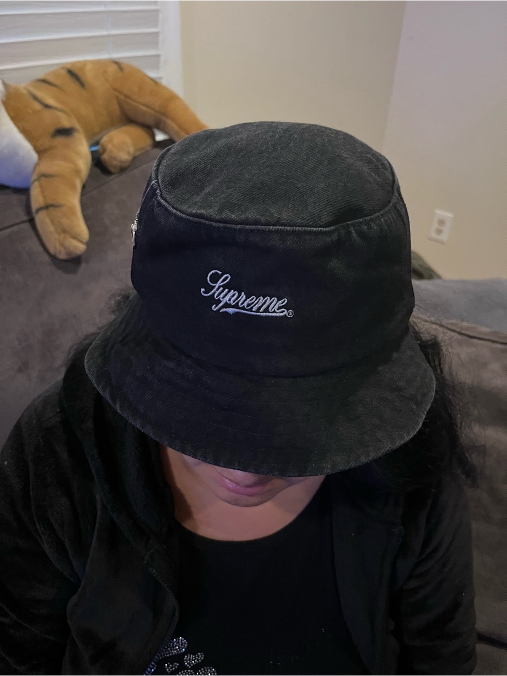 Supreme 2010s Script Denim
Zip Crusher Bucket Hat
Size Small/Medium Unisex